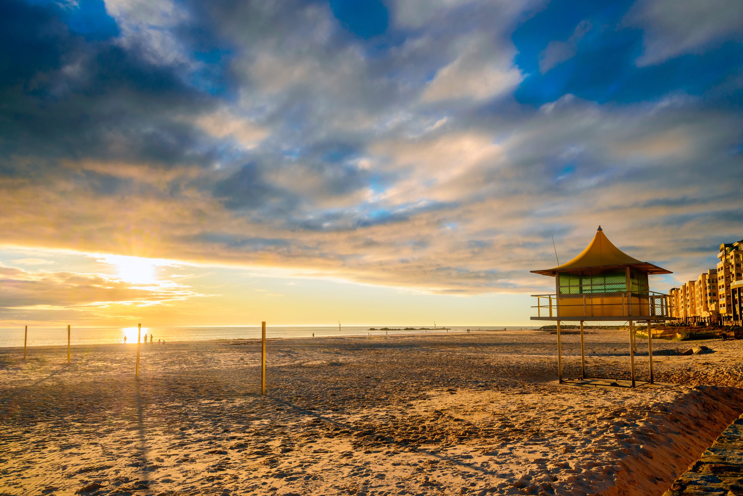 Holiday & Corporate AccomodationGlenelg Beach Apartments